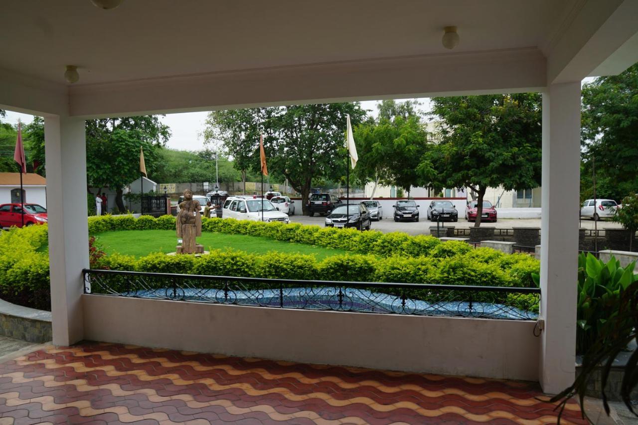 Amantra Shilpi Resort&Spa Udaipur Exterior foto